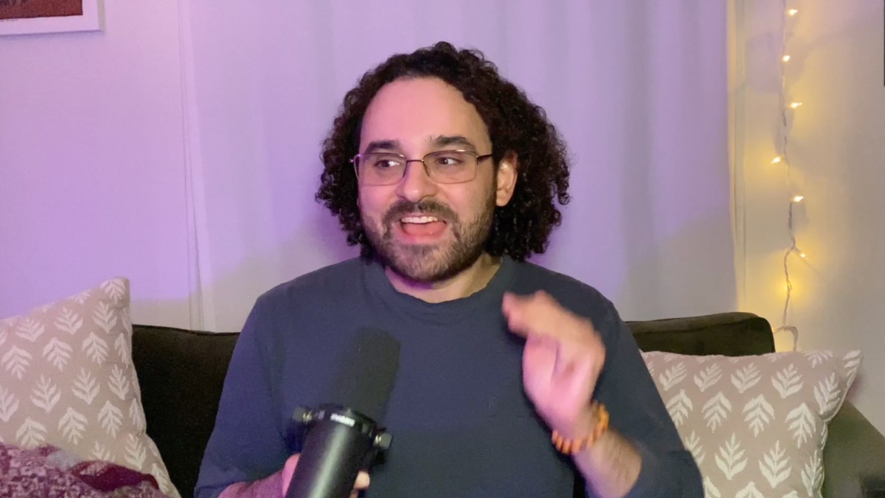 Jordan Bianchi at his microphone